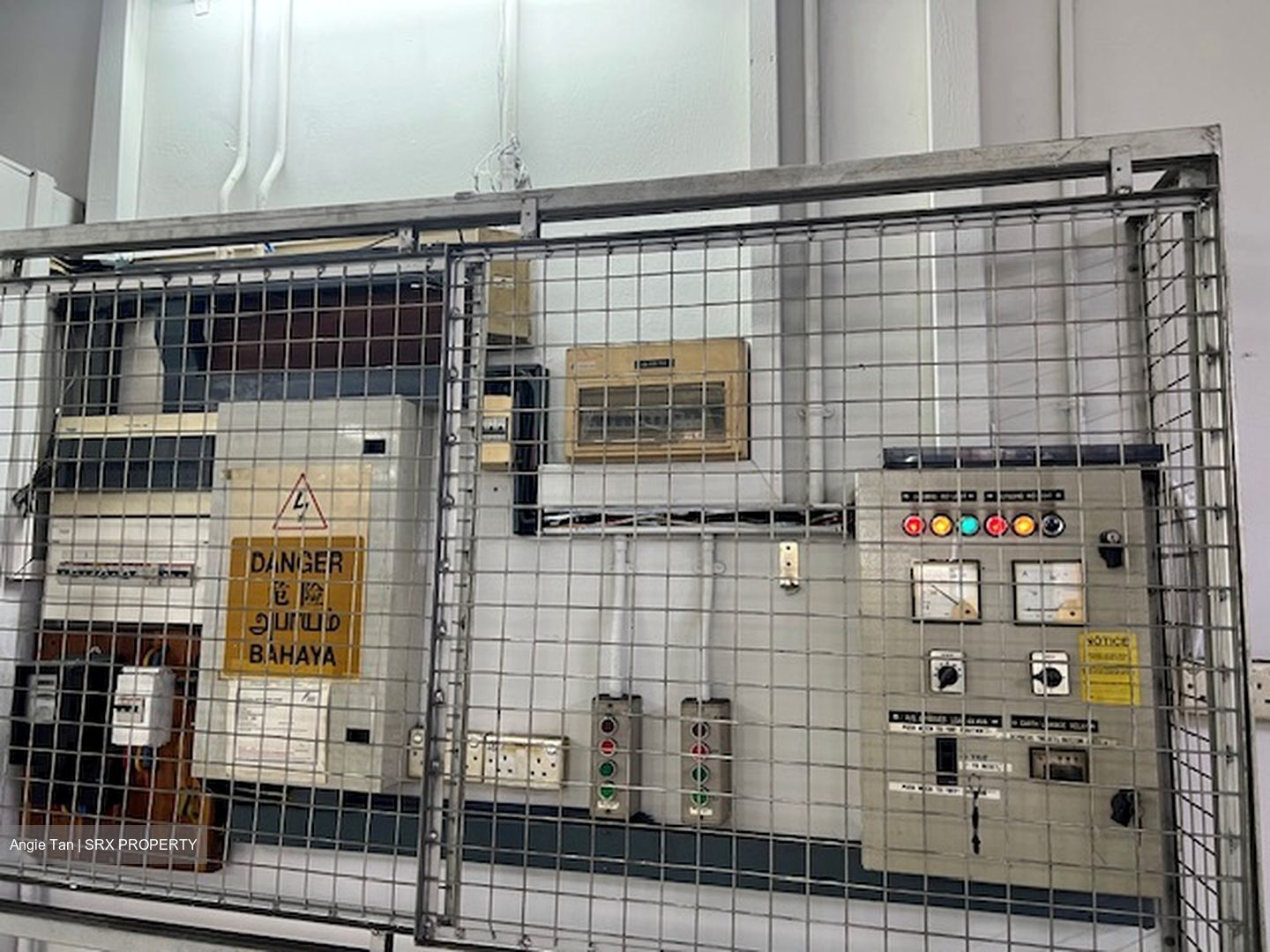 Pantech Business Hub (D5), Factory #626482141